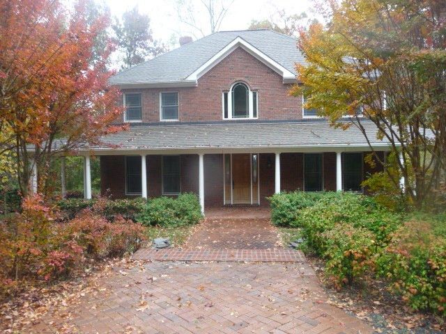 212 Stone Wall Rd, Pittsboro, NC 27312