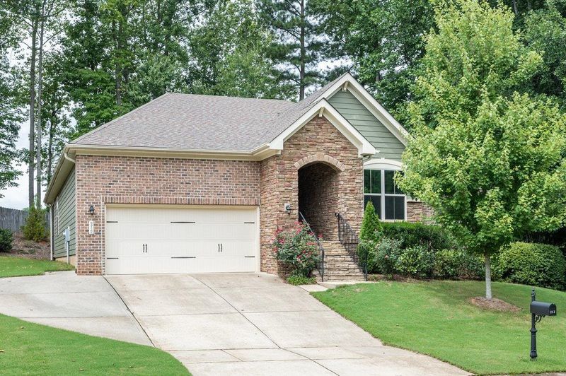 212 Sunset Pointe Dr, Apex, NC 27539