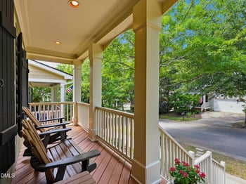 212 Thorndale Dr, Holly Springs, NC 27540