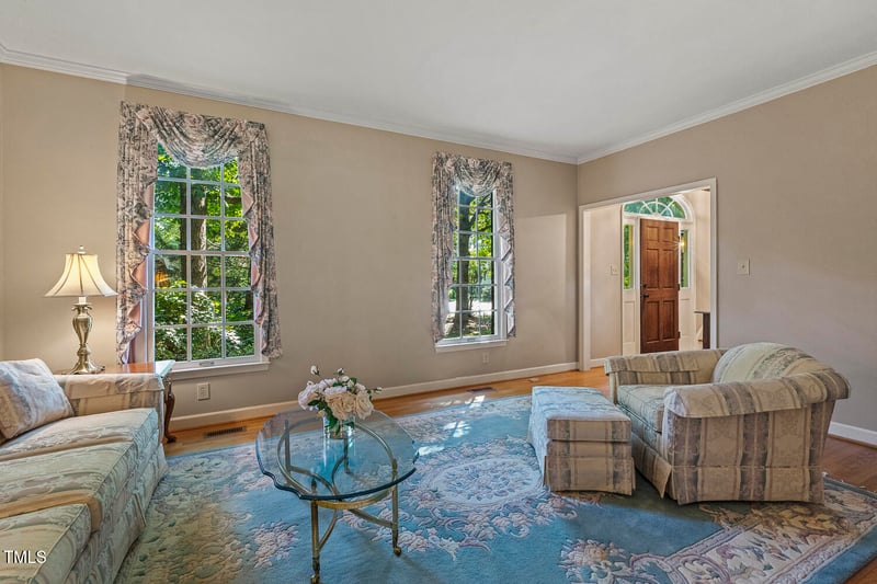 212 Torrey Pines Dr, Cary, NC 27513