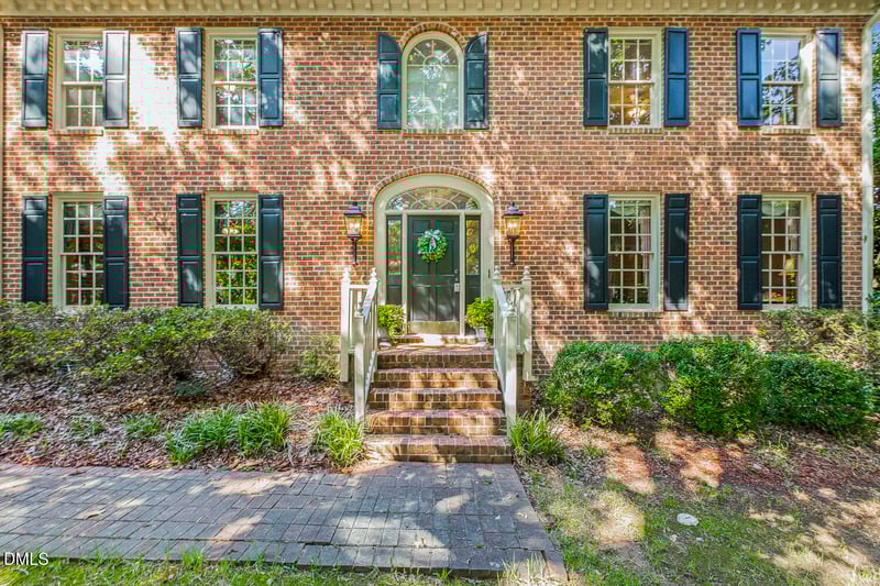 212 Torrey Pines Dr, Cary, NC 27513