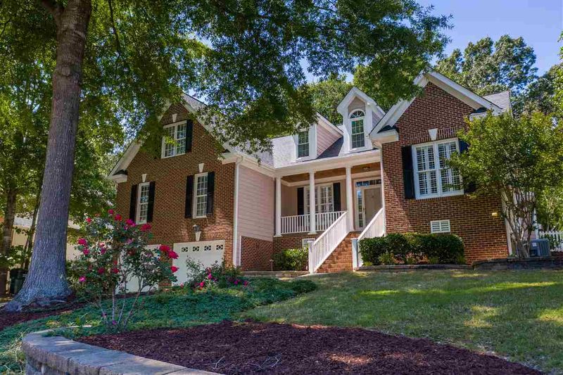 212 Townsend Dr, Clayton, NC 27527