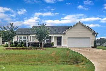 212 Tractor Pl, Willow Springs, NC 27592