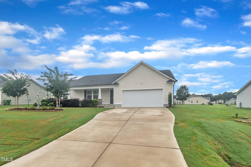 212 Tractor Pl, Willow Springs, NC 27592