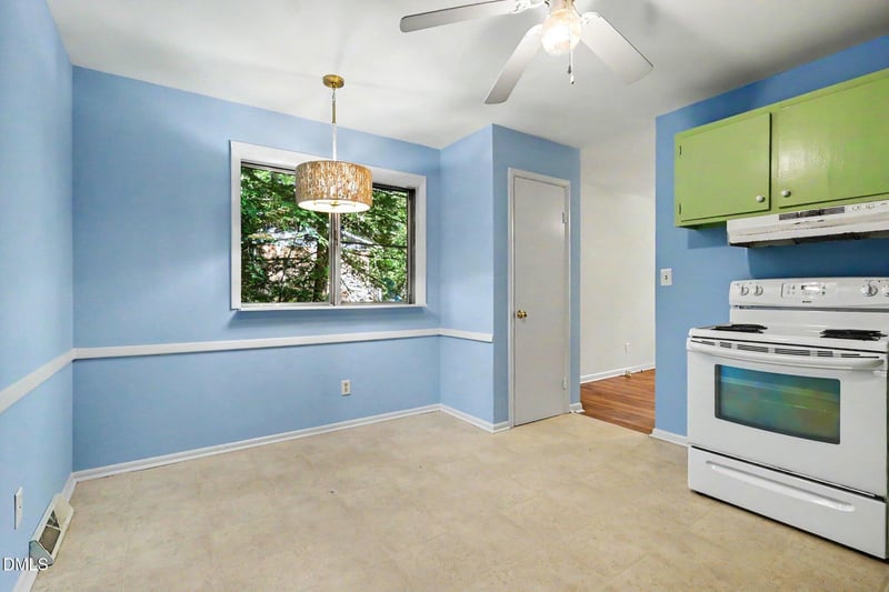 212 Valley Park Dr, Chapel Hill, NC 27514
