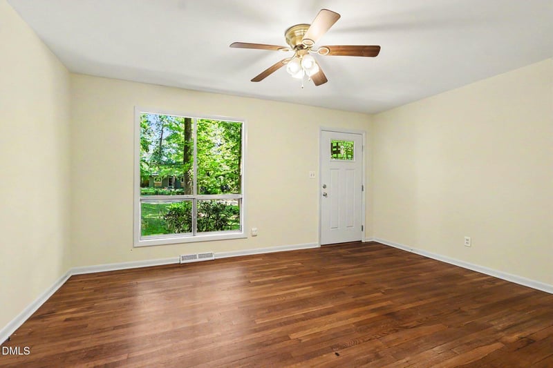 212 Valley Park Dr, Chapel Hill, NC 27514