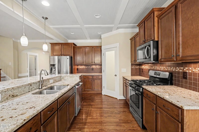 212 Virginia Water Dr, Rolesville, NC 27571
