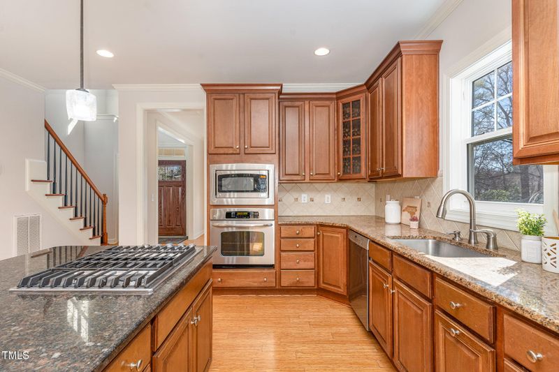 212 S West St, Cary, NC 27511
