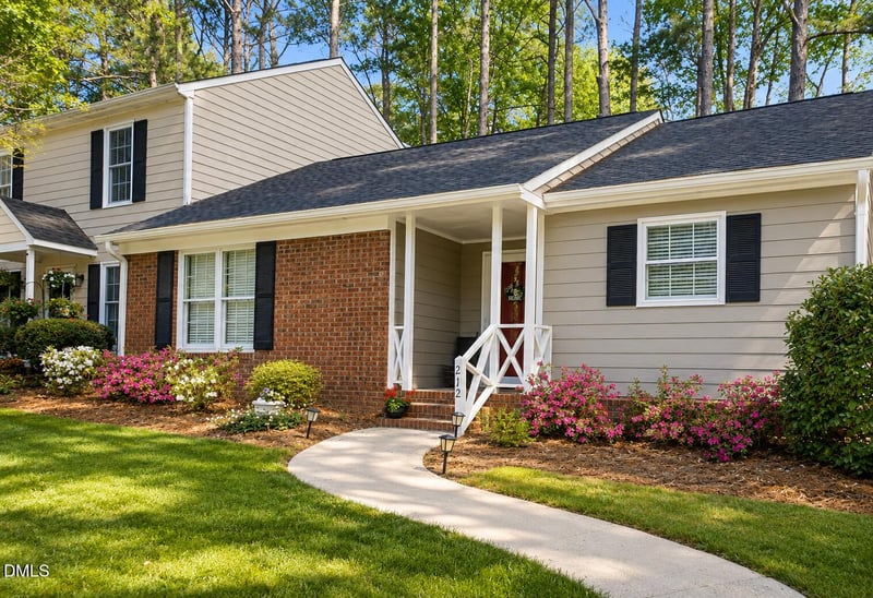 212 Wetherburn Ln, Raleigh, NC 27615