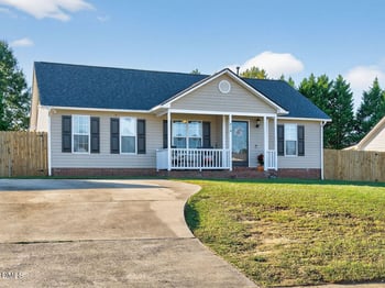 212 Wexford Dr, Clayton, NC 27520