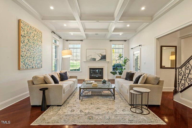 212 Whirlaway Ln, Chapel Hill, NC 27516