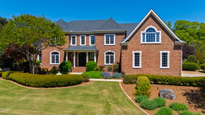 212 Whirlaway Ln, Chapel Hill, NC 27516