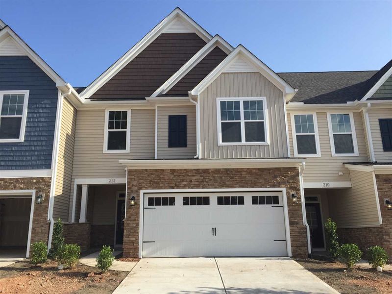 212 Wildfell Trl, Cary, NC 27513