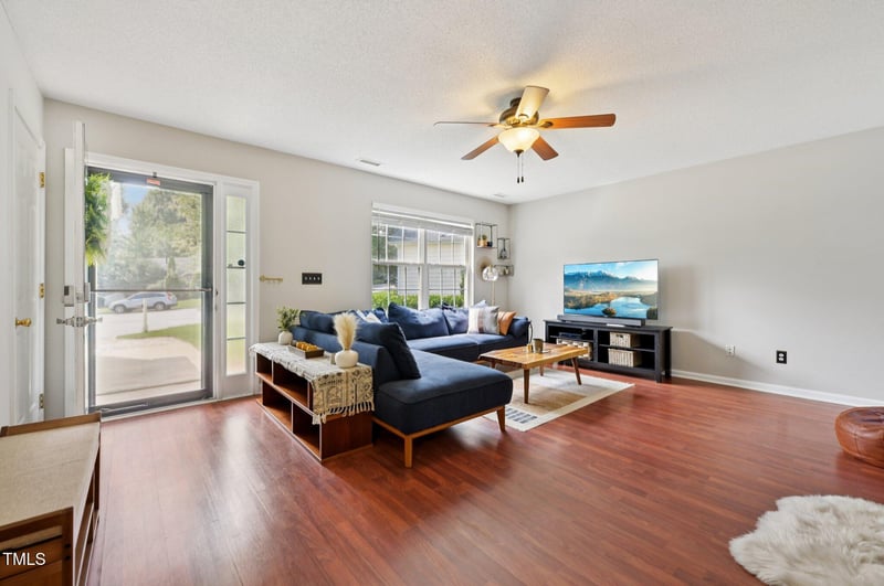 212 Windcap Dr, Apex, NC 27539
