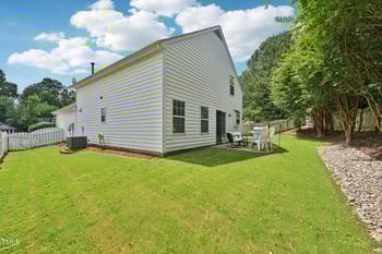 212 Windcap Dr, Apex, NC 27539