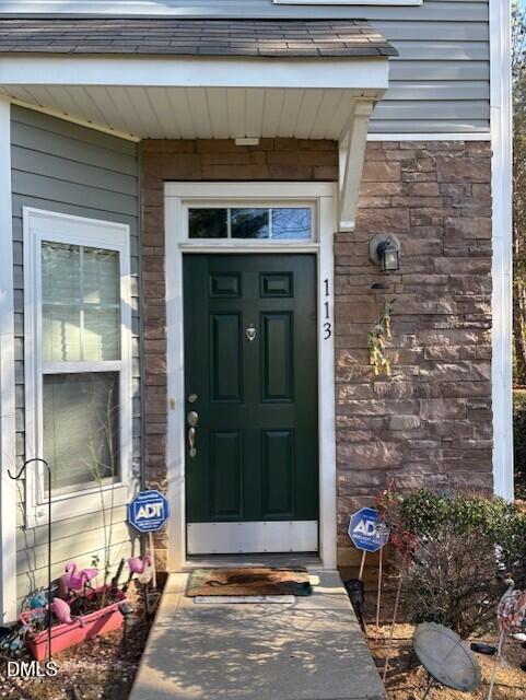 2120 Breezeway Dr, Raleigh, NC 27614