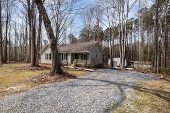 2120 Canterbury Rd, Clayton, NC 27520