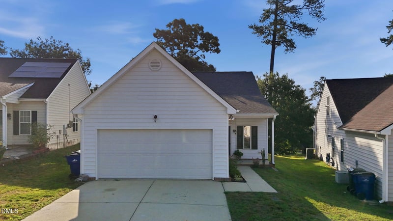 2120 Castle Pines Dr, Raleigh, NC 27604