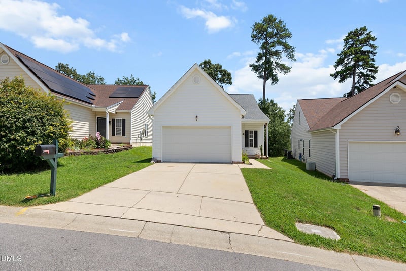 2120 Castle Pines Dr, Raleigh, NC 27604