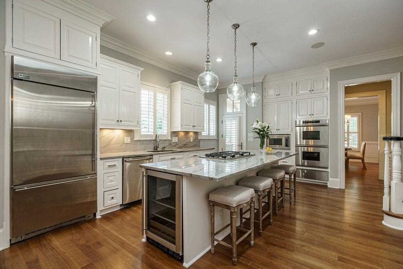 2120 Cowper Dr, Raleigh, NC 27608