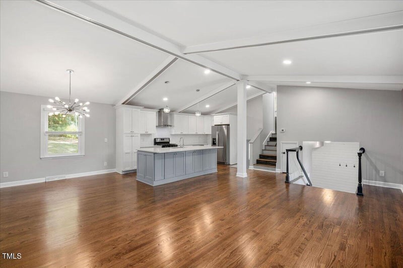 2120 Hillock Dr, Raleigh, NC 27612