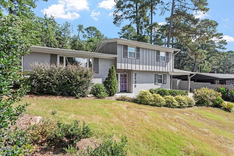 2120 Hillock Dr, Raleigh, NC 27612