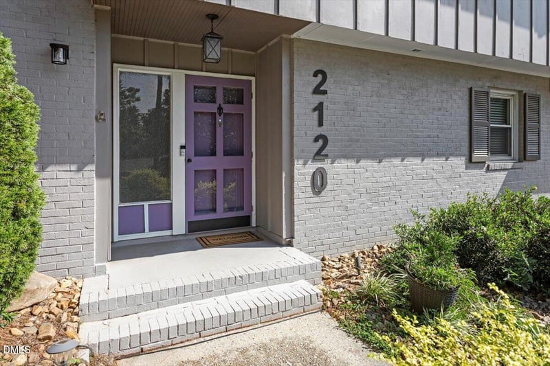 2120 Hillock Dr, Raleigh, NC 27612