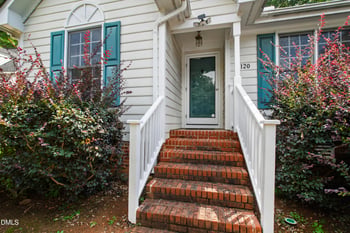 2120 Longwood Dr, Raleigh, NC 27612