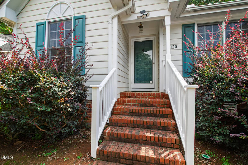 2120 Longwood Dr, Raleigh, NC 27612