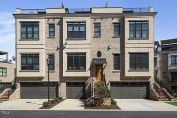 2120 Oberlin Village Dr #103, Raleigh, NC 27605