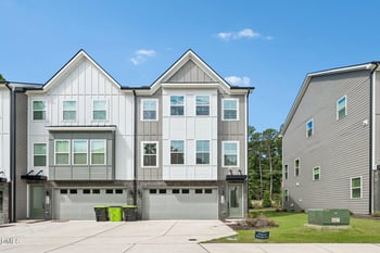2120 Opulent Oaks Ln, Durham, NC 27713