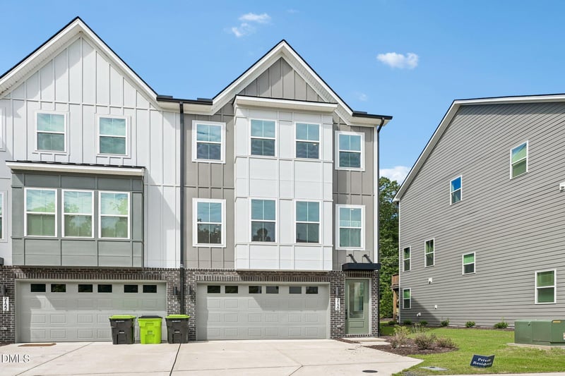 2120 Opulent Oaks Ln, Durham, NC 27713