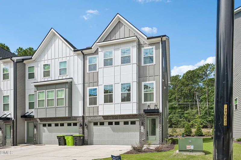 2120 Opulent Oaks Ln, Durham, NC 27713