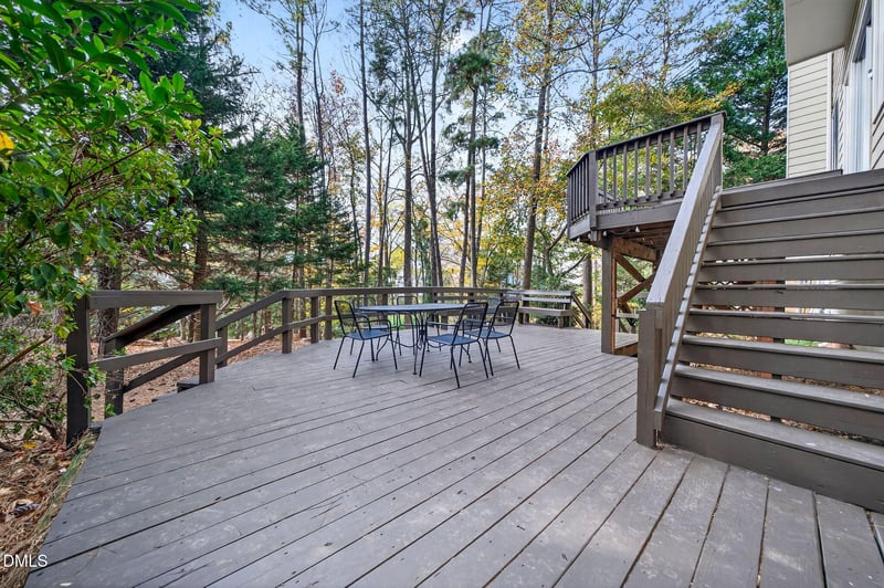 2120 Village Oaks Ln, Raleigh, NC 27614