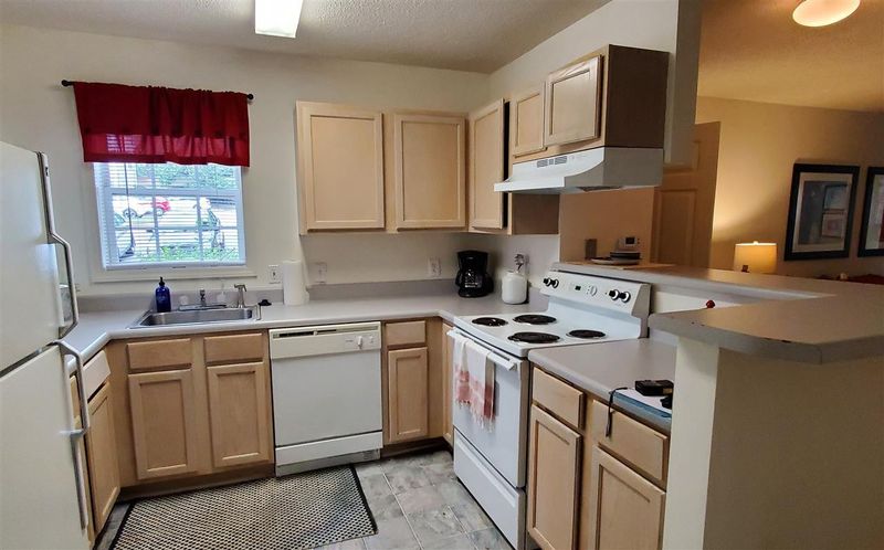 2120 Wolftech Ln #302, Raleigh, NC 27603