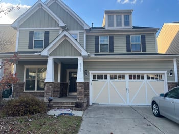 2121 Chipley Dr, Cary, NC 27519