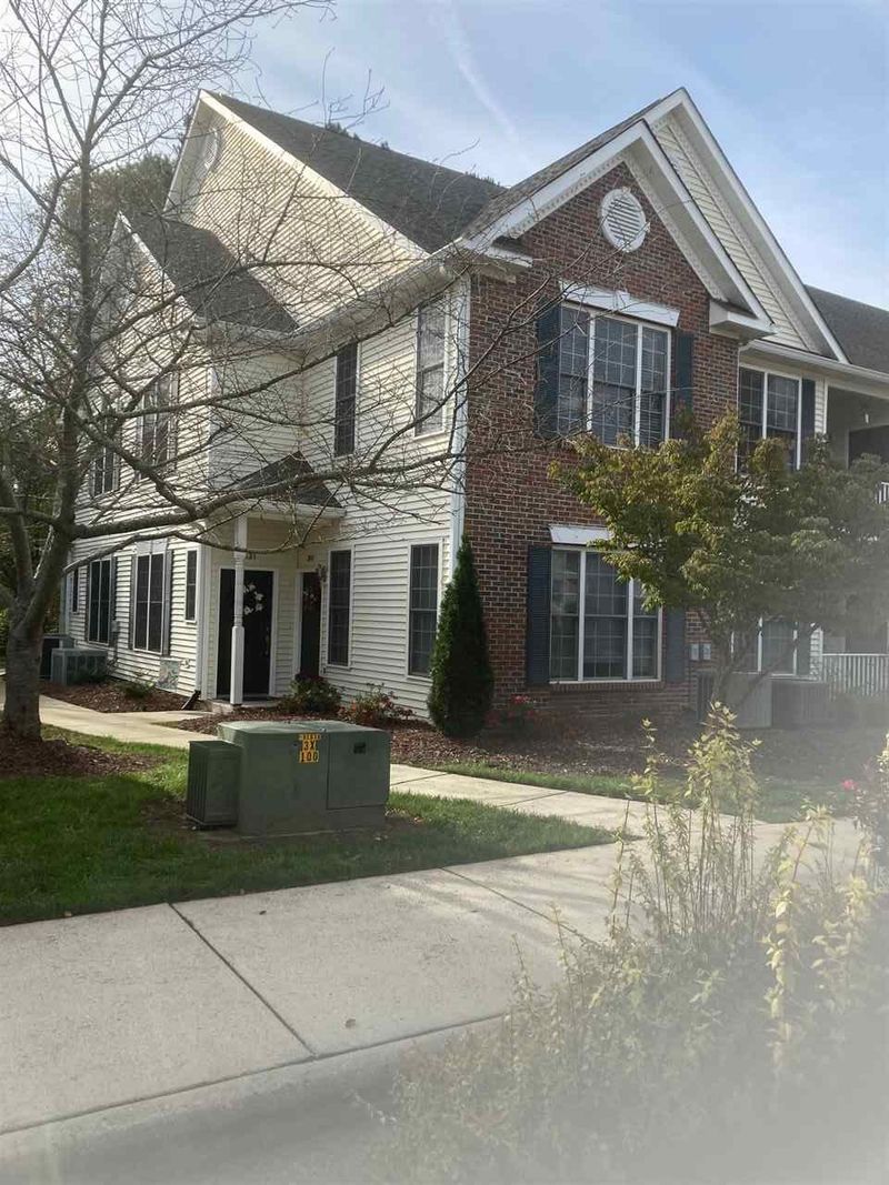 2121 Kudrow Ln, Morrisville, NC 27560