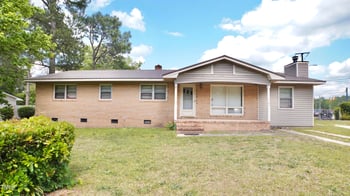 2121 Lombardy Dr, Fayetteville, NC 28304