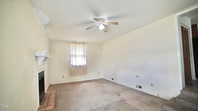 2121 Lombardy Dr, Fayetteville, NC 28304