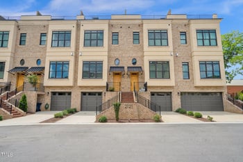 2121 Oberlin Village Dr #107, Raleigh, NC 27605