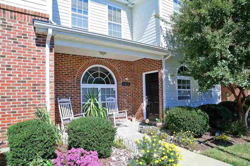 2121 Piney Brook Rd #103, Raleigh, NC 27614
