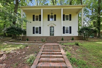 2121 Shoreline Dr, Sanford, NC 27330