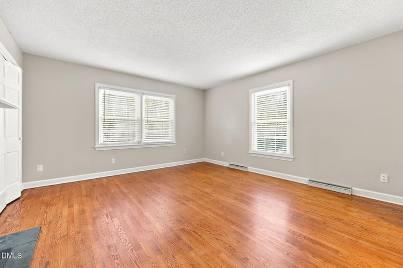 2121 N Shoreline Dr, Sanford, NC 27330