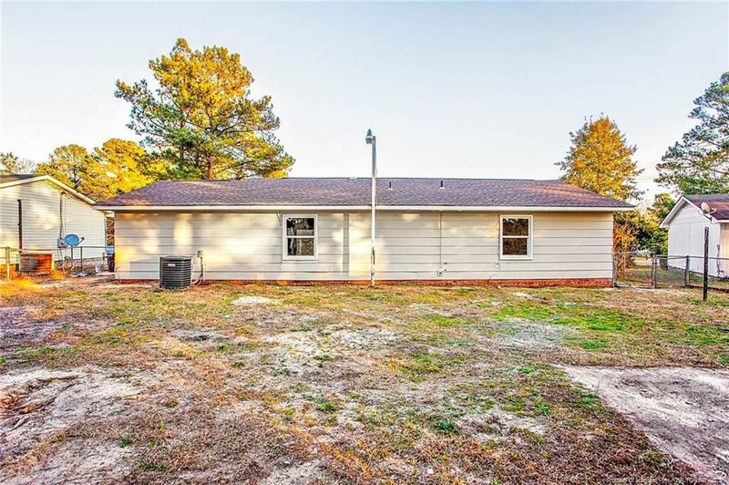 2122 Appleton Ct, Fayetteville, NC 28306