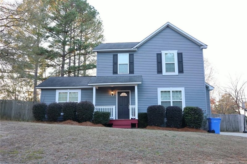 2122 Coinjock Cir, Fayetteville, NC 28304