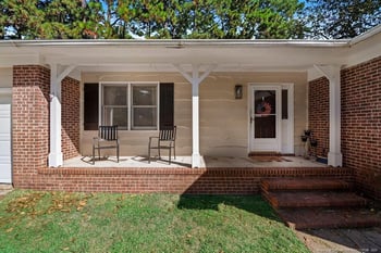 2122 Lakeridge Dr, Fayetteville, NC 28304