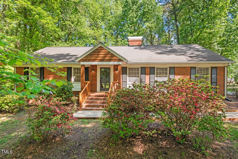2122 Mont Haven Dr, Durham, NC 27712