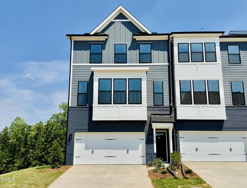 2122 Pink Peony Cir #153, Durham, NC 27703