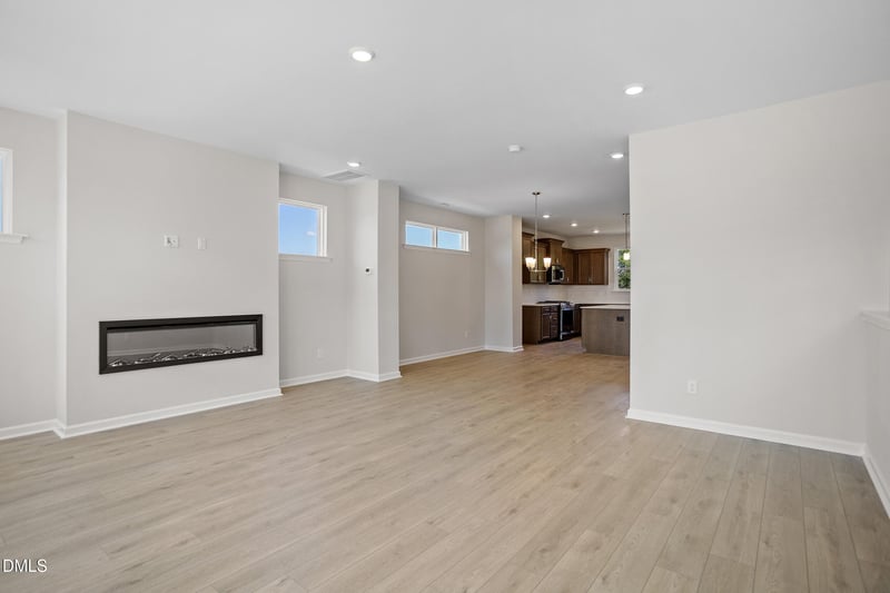 2122 Pink Peony Cir #153, Durham, NC 27703