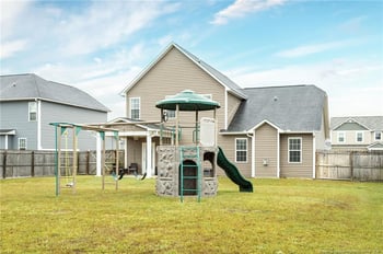 2122 Stafford Dr, Fayetteville, NC 28314